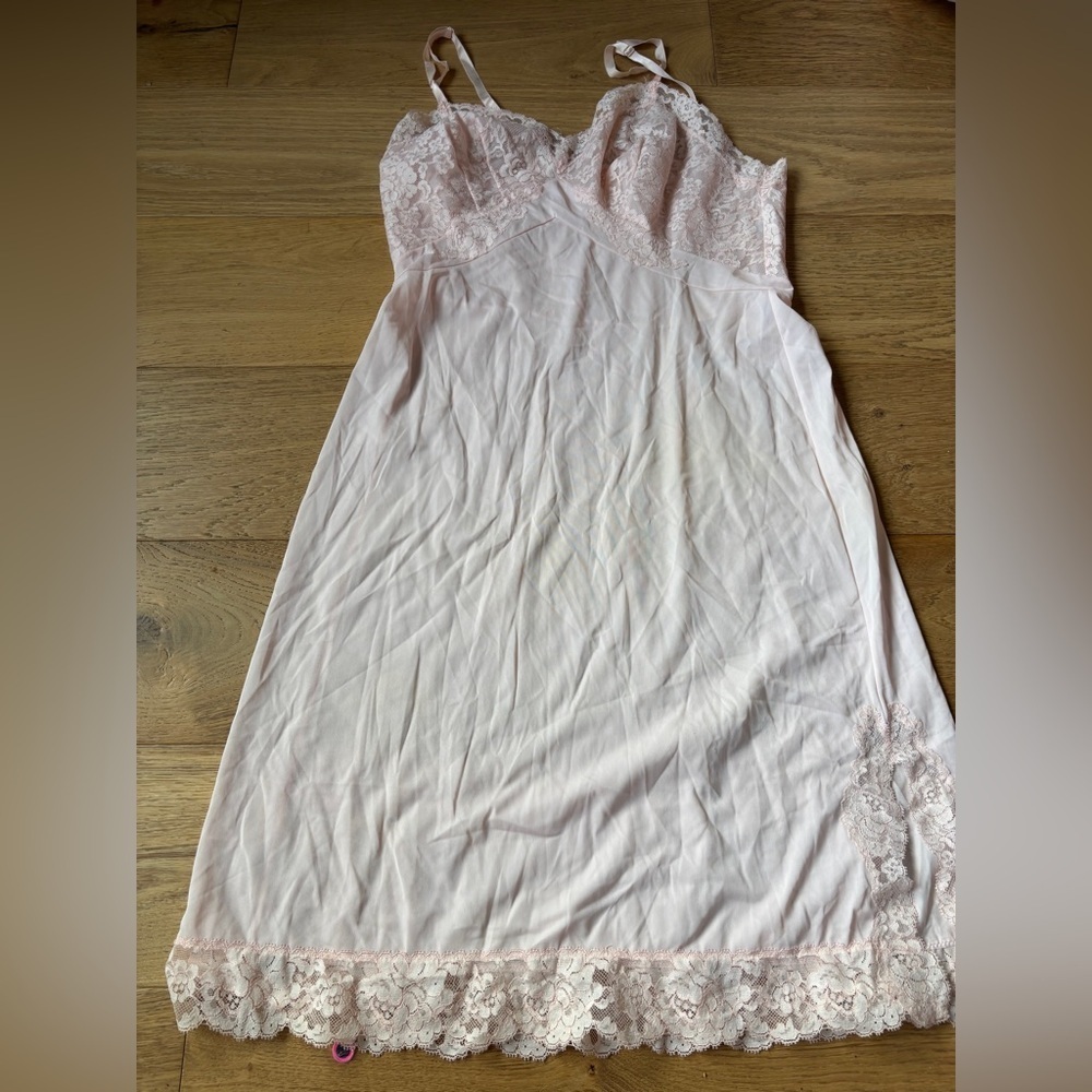 Vintage vanity fair slip night gown dress